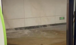 漫画 韩国 纯爱,甜蜜校园恋曲